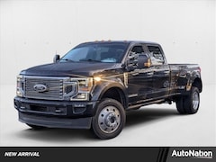 2022 Ford F-450 Limited Truck Crew Cab