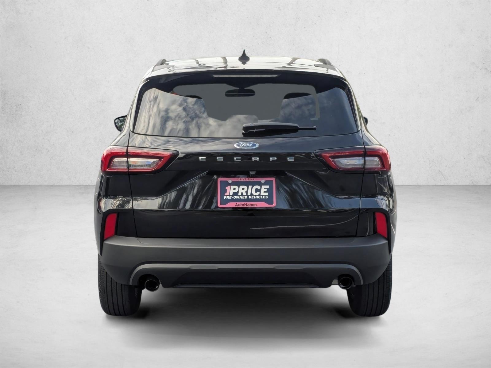 2025 Ford Escape ST-Line - Photo 7