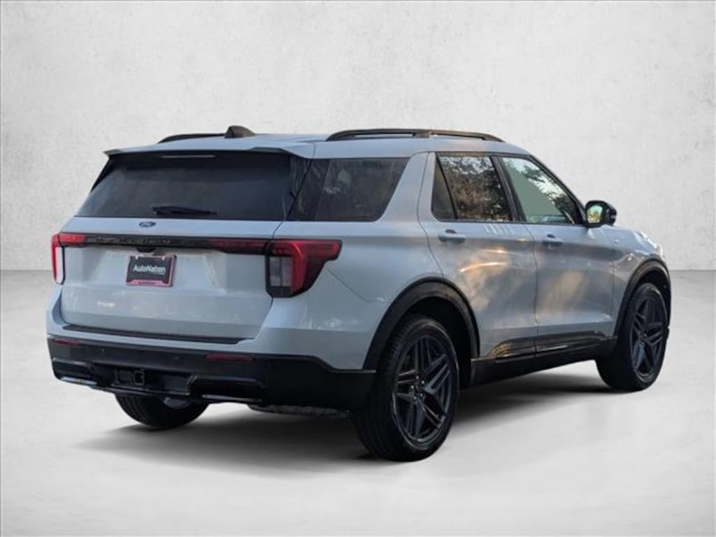 New 2026 Ford Explorer ST-Line SUV