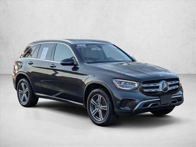 2020 Mercedes Benz GLC 300 photo 3