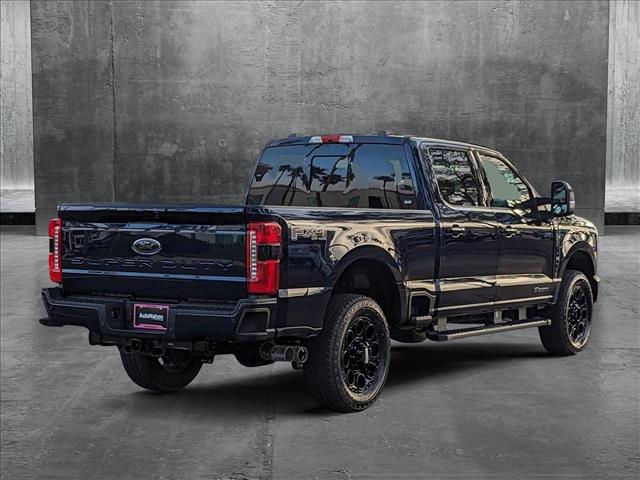 2025 Ford F-250 Lariat photo 2