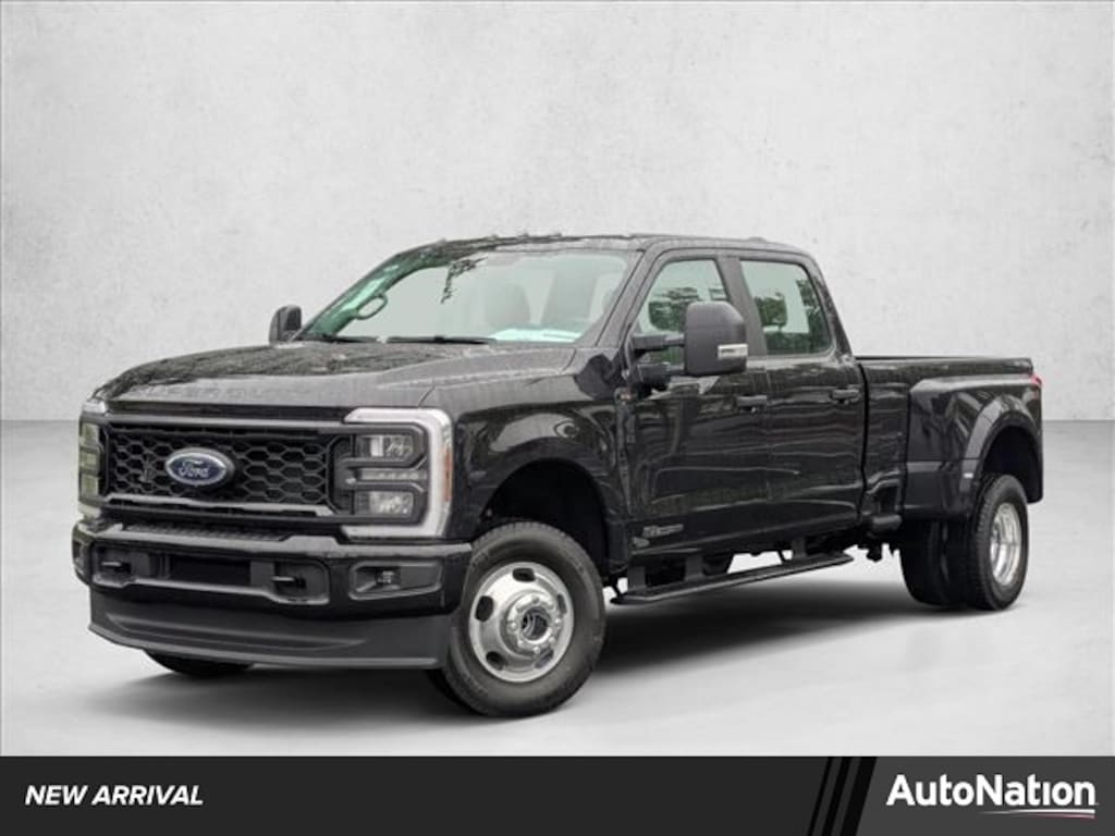 New 2026 Ford F-350 XL Truck Crew Cab