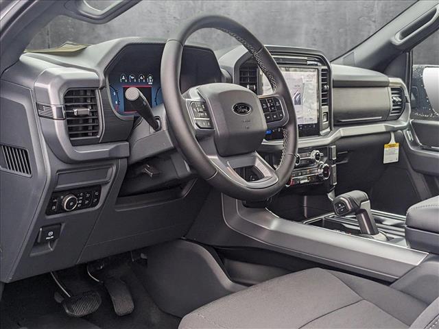 2025 Ford F-150 XLT photo 3