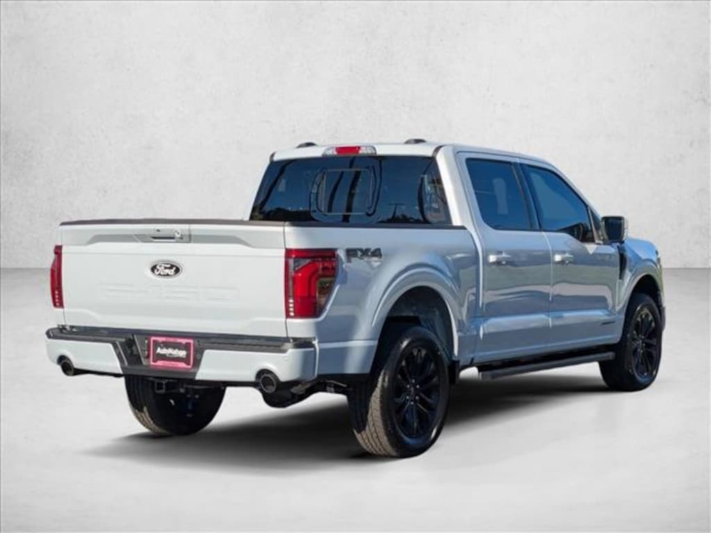 New 2025 Ford F-150 LARIAT Truck SuperCrew Cab