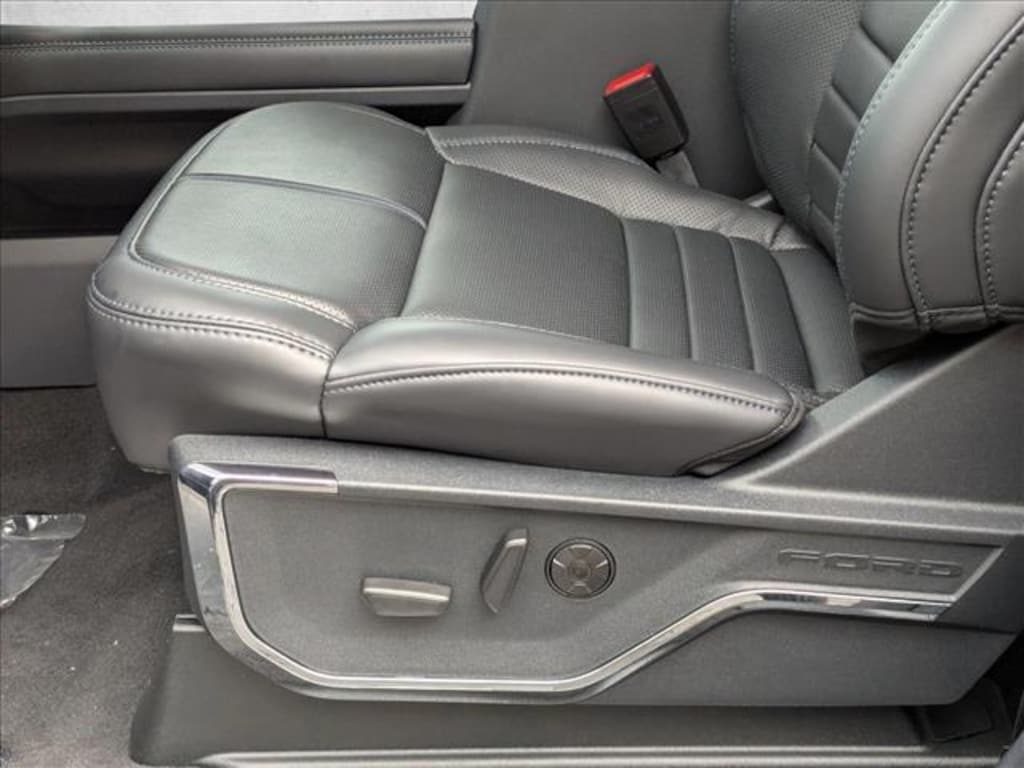 New 2026 Ford F-250 Platinum Truck Crew Cab