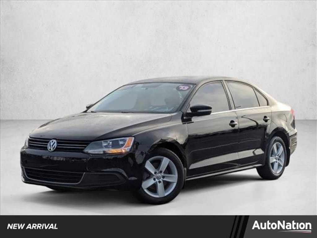 Used 2013 Volkswagen Jetta TDI Sedan