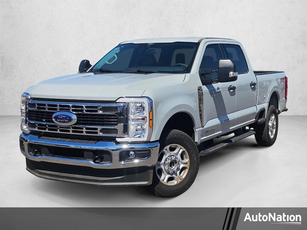 New 2026 Ford F-250 XLT Truck Crew Cab