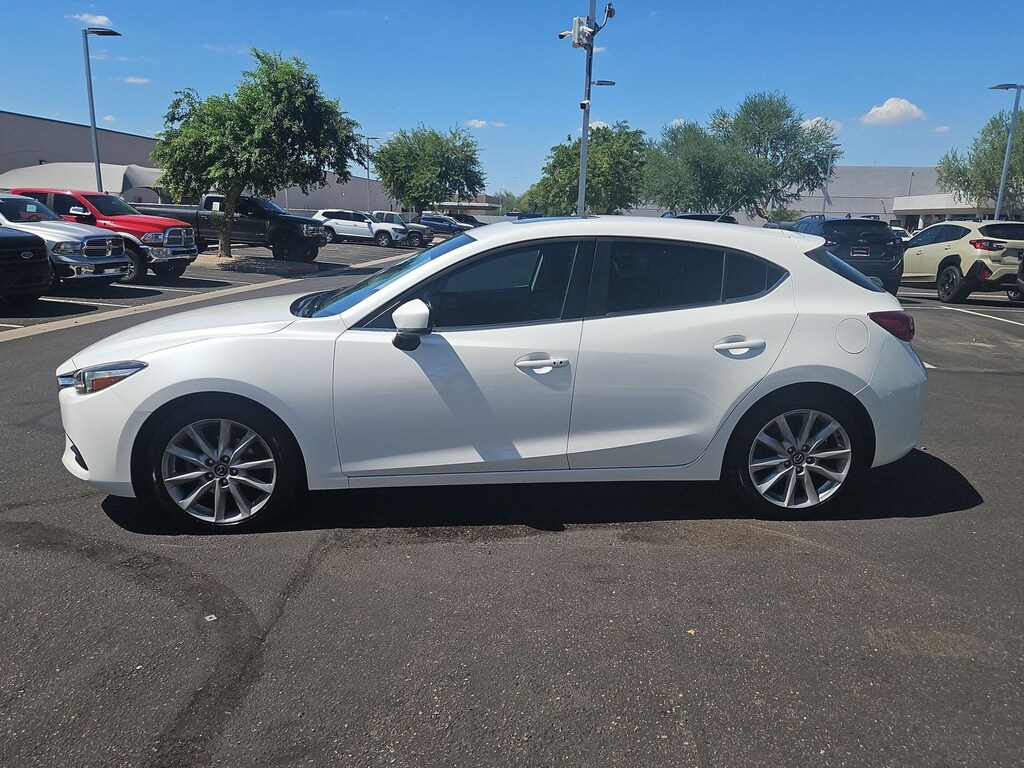 Used 2017 Mazda Mazda3 Touring 2.5 Hatchback