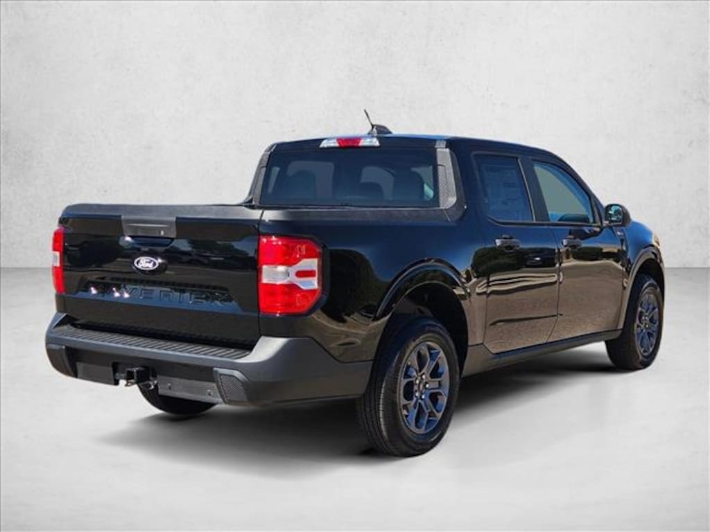 New 2026 Ford Maverick XLT Truck SuperCrew