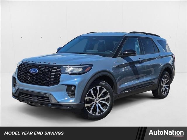 2025 Ford Explorer ST-LINE's photo
