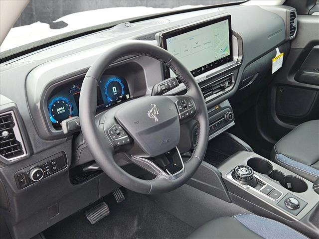 2025 Ford Bronco Sport Outer Banks photo 3