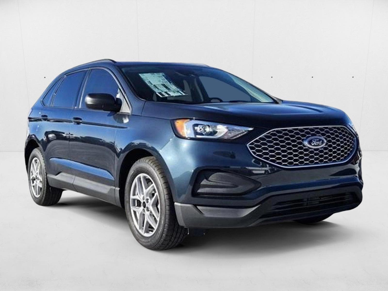 2024 Ford Edge SE - Photo 7