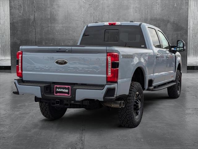 2025 Ford F-250 Lariat photo 2