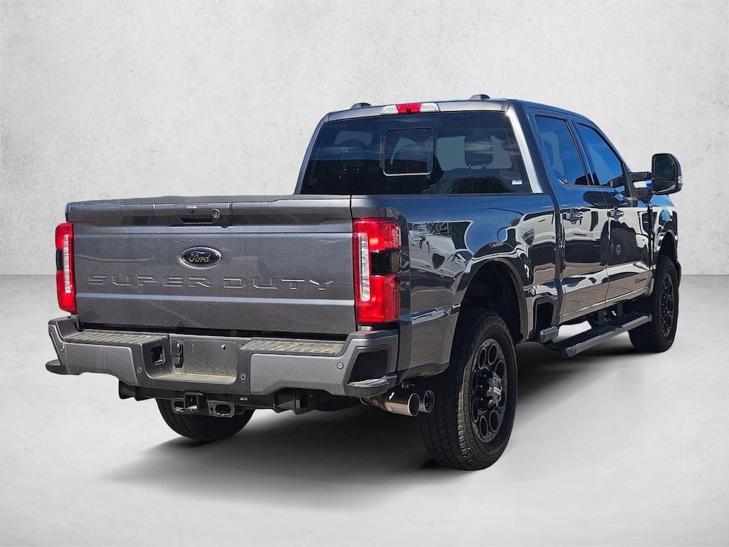 New 2026 Ford F-350 XLT Truck Crew Cab