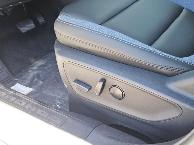 2025 Ford Bronco Sport Outer Banks photo 4