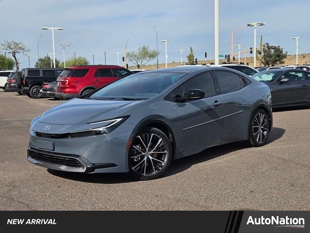 2024 Toyota Prius XLE's photo