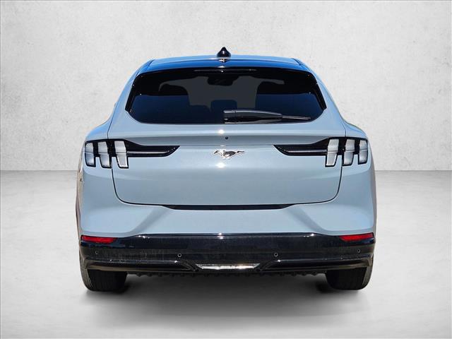 2025 Ford Mustang Mach-E Premium - Photo 6