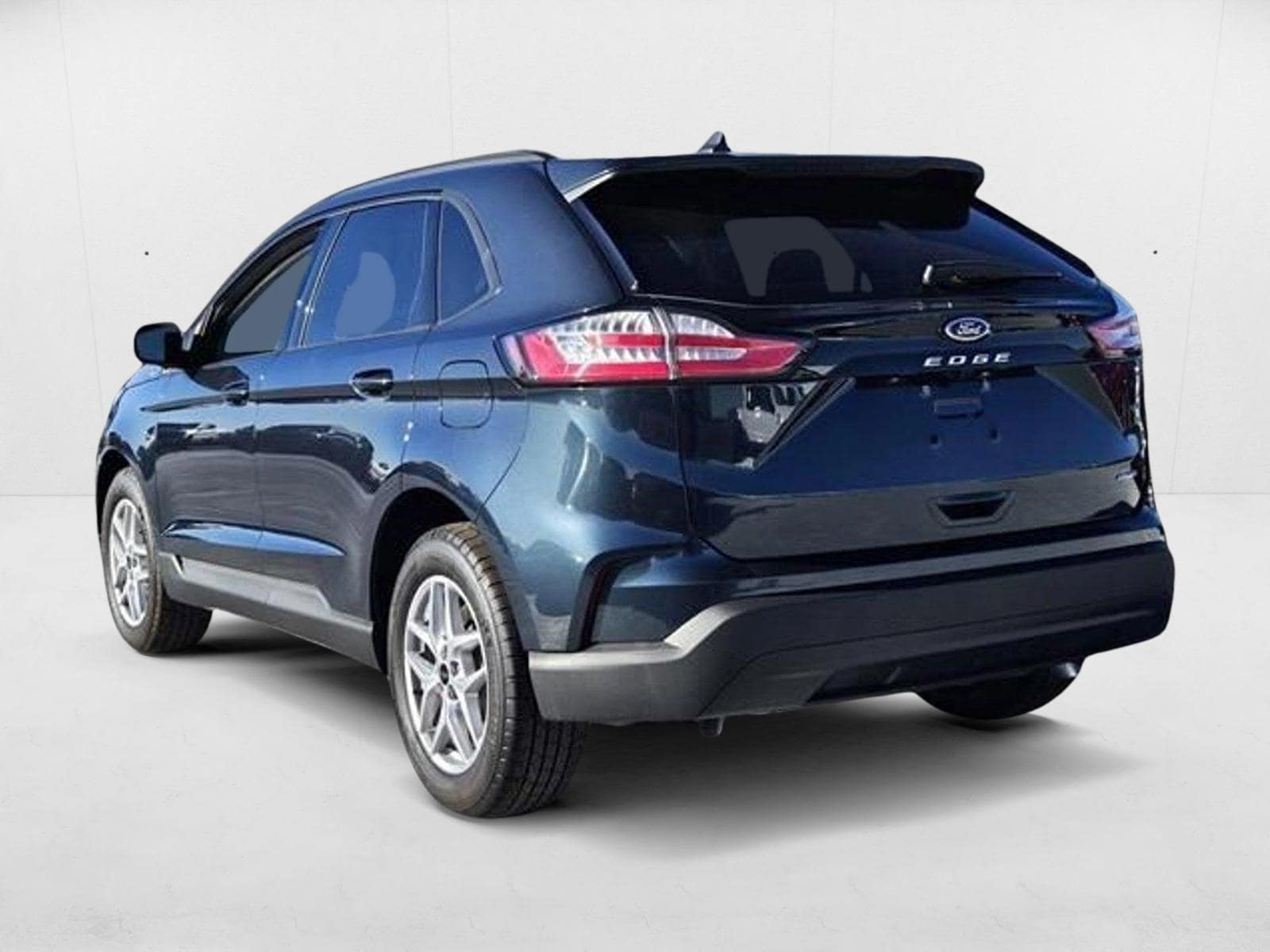 2024 Ford Edge SE - Photo 9
