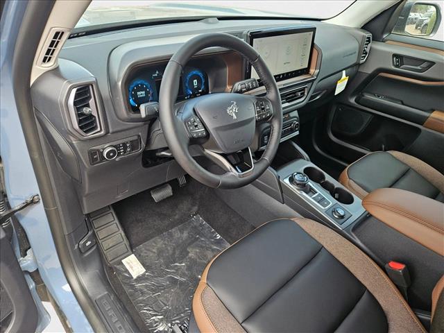 2025 Ford Bronco Sport Outer Banks photo 3
