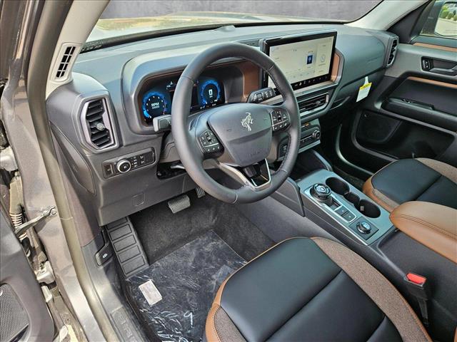 2025 Ford Bronco Sport Outer Banks photo 3
