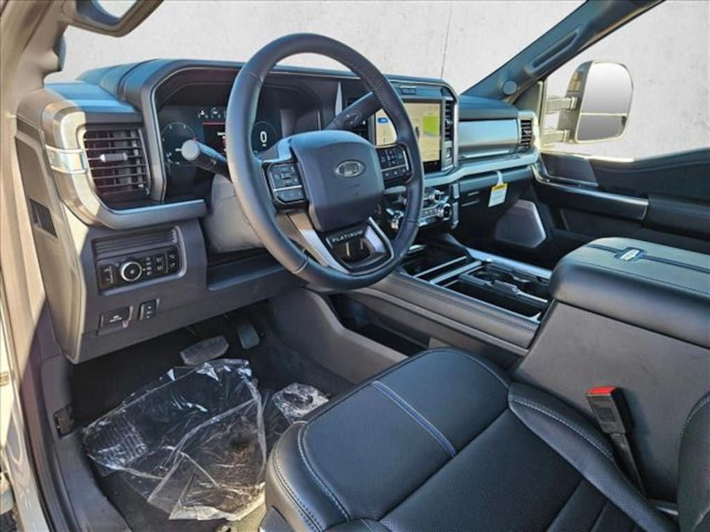 New 2026 Ford F-350 Platinum Truck Crew Cab
