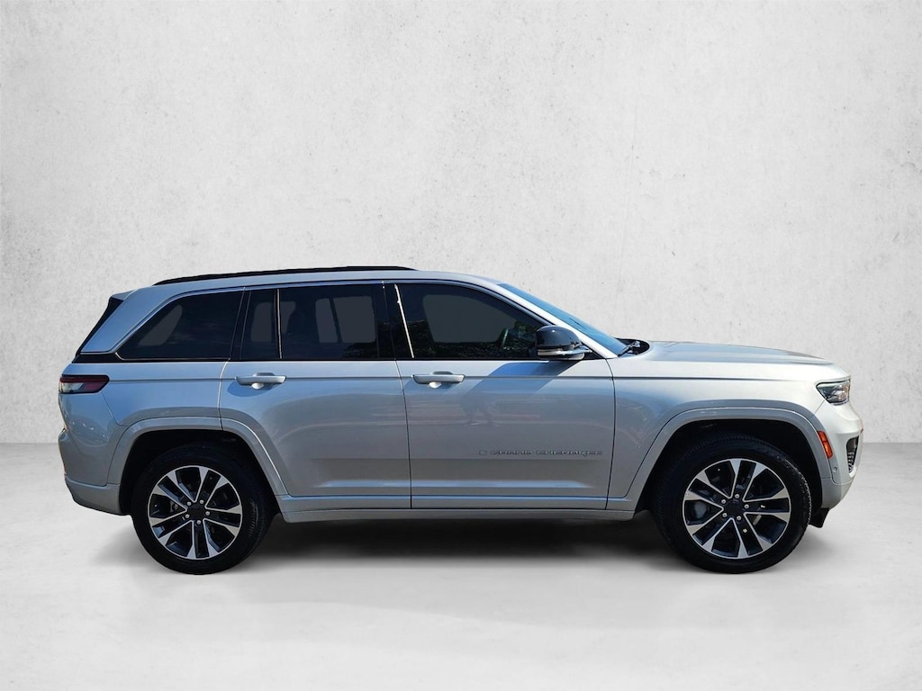 Certified 2025 Jeep Grand Cherokee Overland SUV