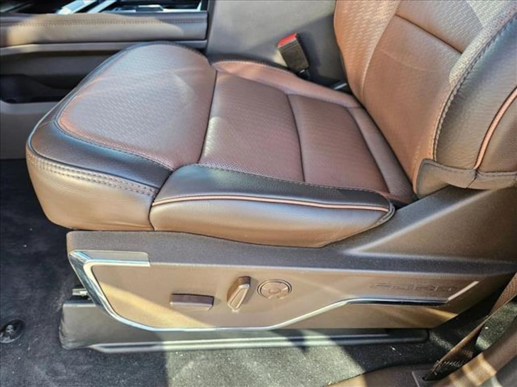 New 2025 Ford F-250 King Ranch Truck Crew Cab