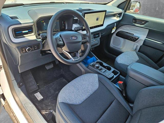 2025 Ford Maverick XLT photo 3