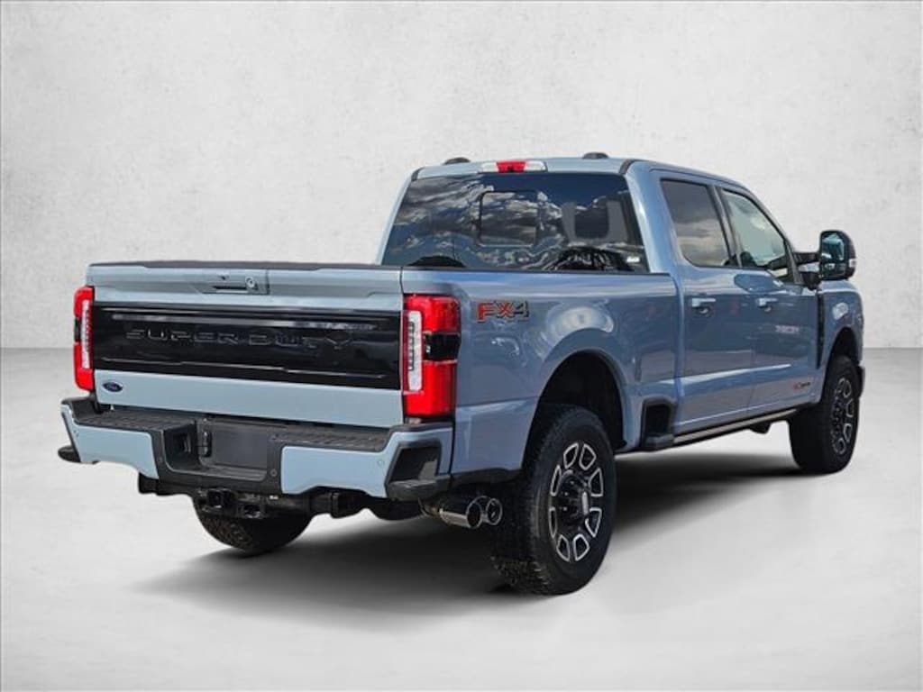 New 2026 Ford F-250 Platinum Truck Crew Cab