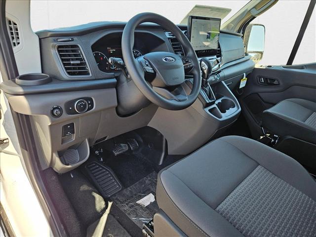 2025 Ford Transit photo 2