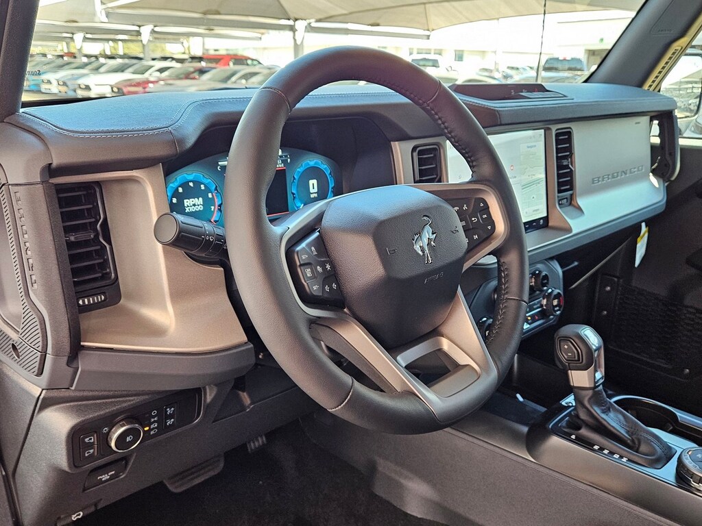 New 2025 Ford Bronco Outer Banks SUV