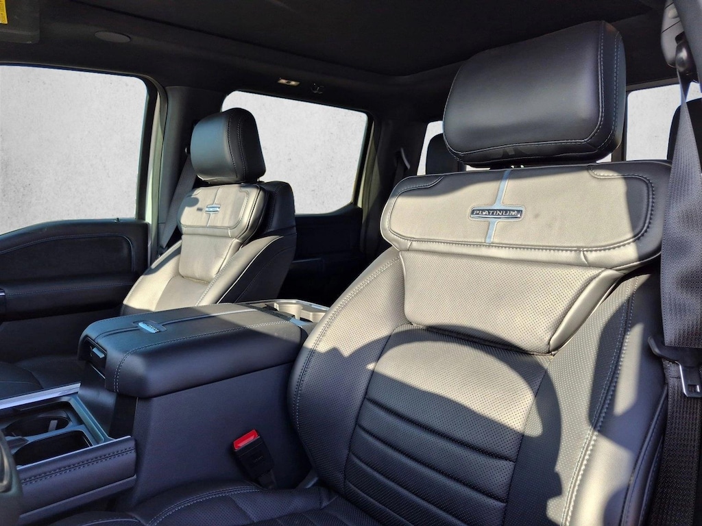 New 2026 Ford F-250 Platinum Truck Crew Cab