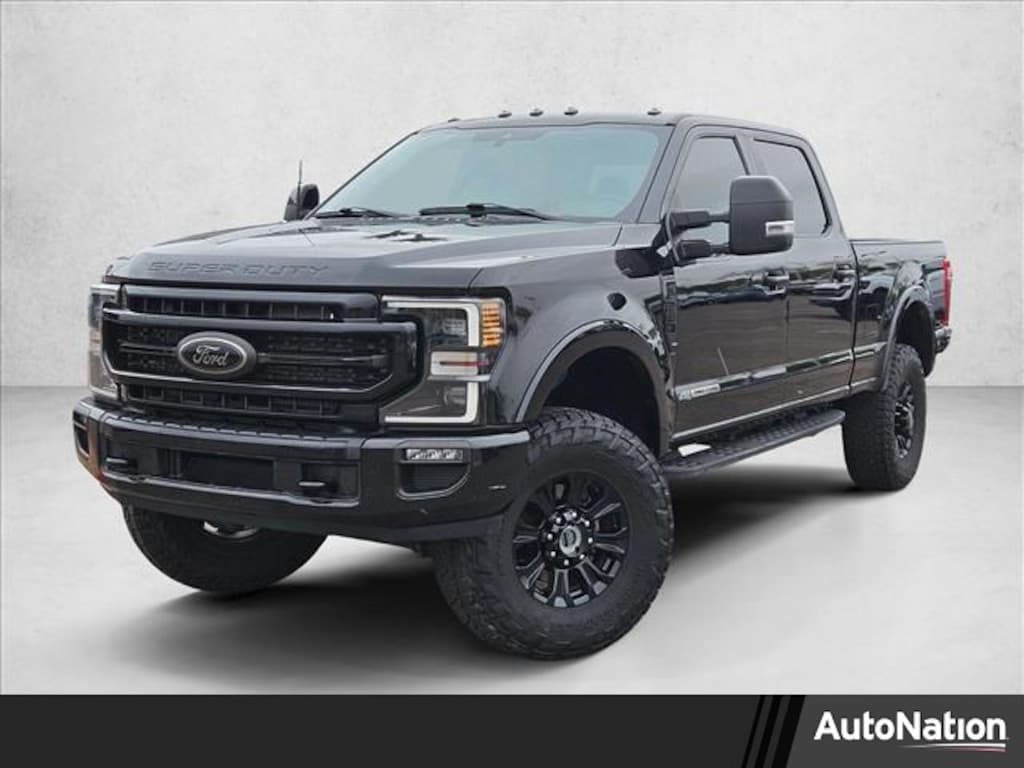 Used 2022 Ford F-250 LARIAT Truck Crew Cab