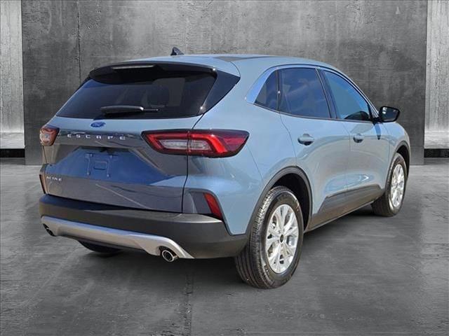 2024 Ford Escape Active photo 2