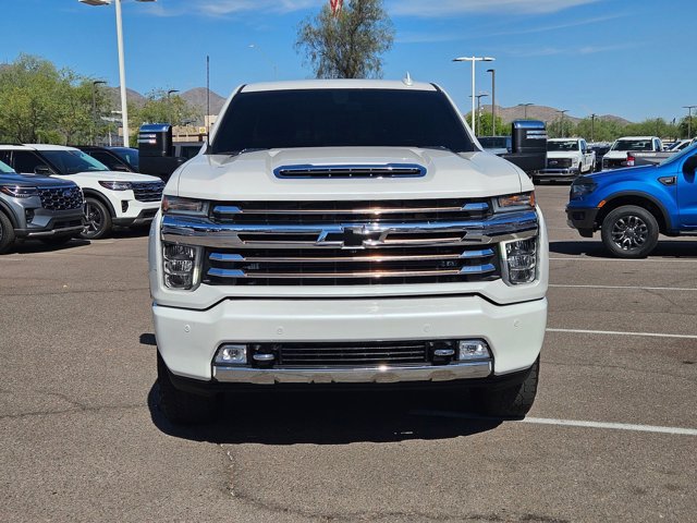 2023 Chevrolet Silverado 2500HD High Country photo 2