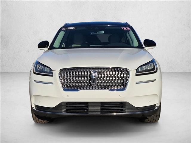2022 Lincoln Corsair Standard photo 2