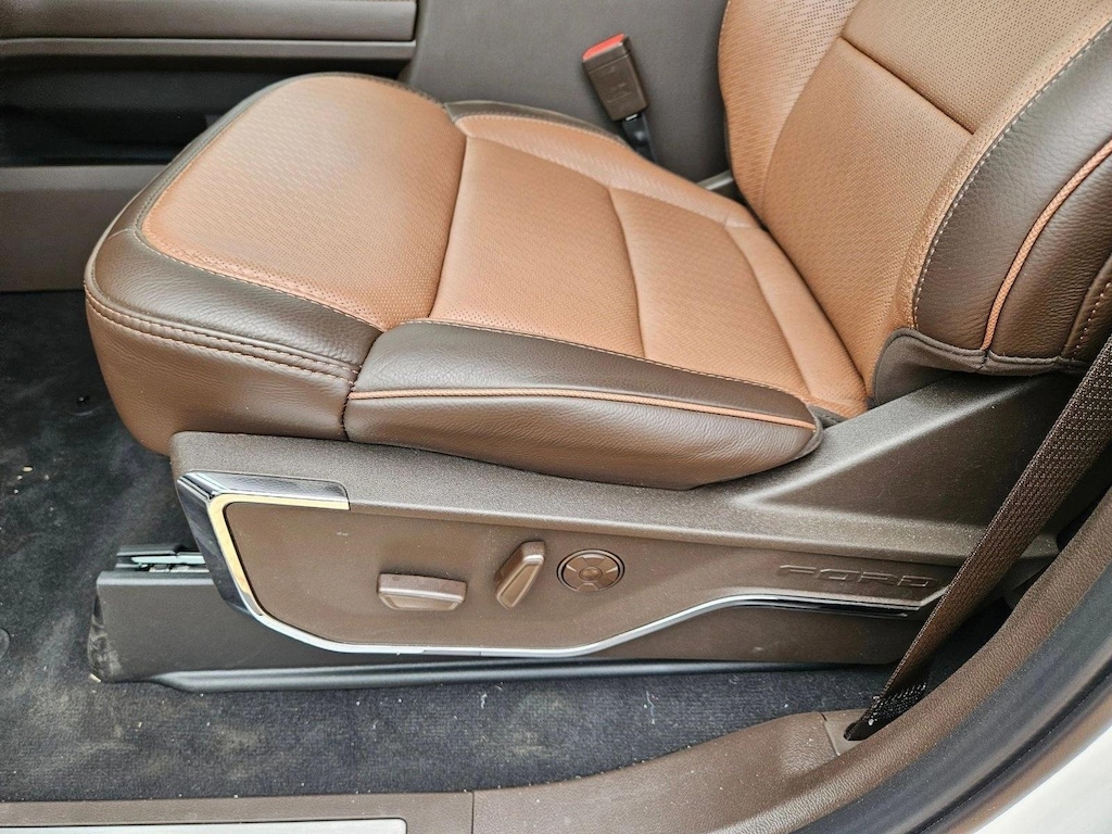 New 2025 Ford F-250 King Ranch Truck Crew Cab