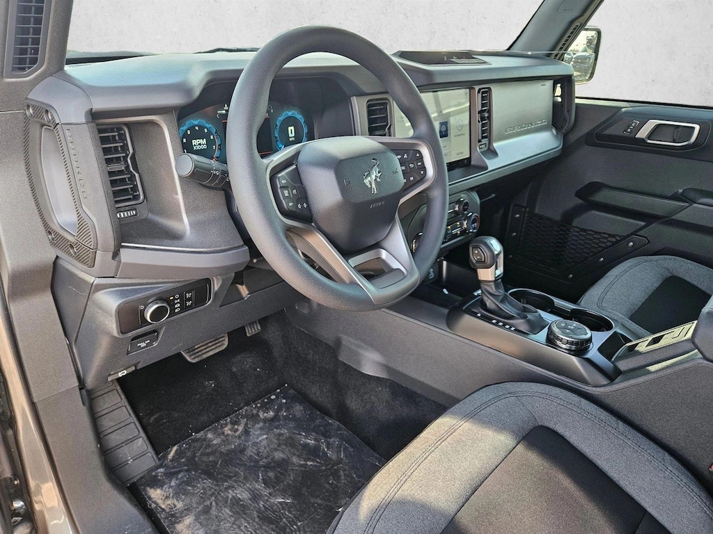 New 2025 Ford Bronco Base SUV