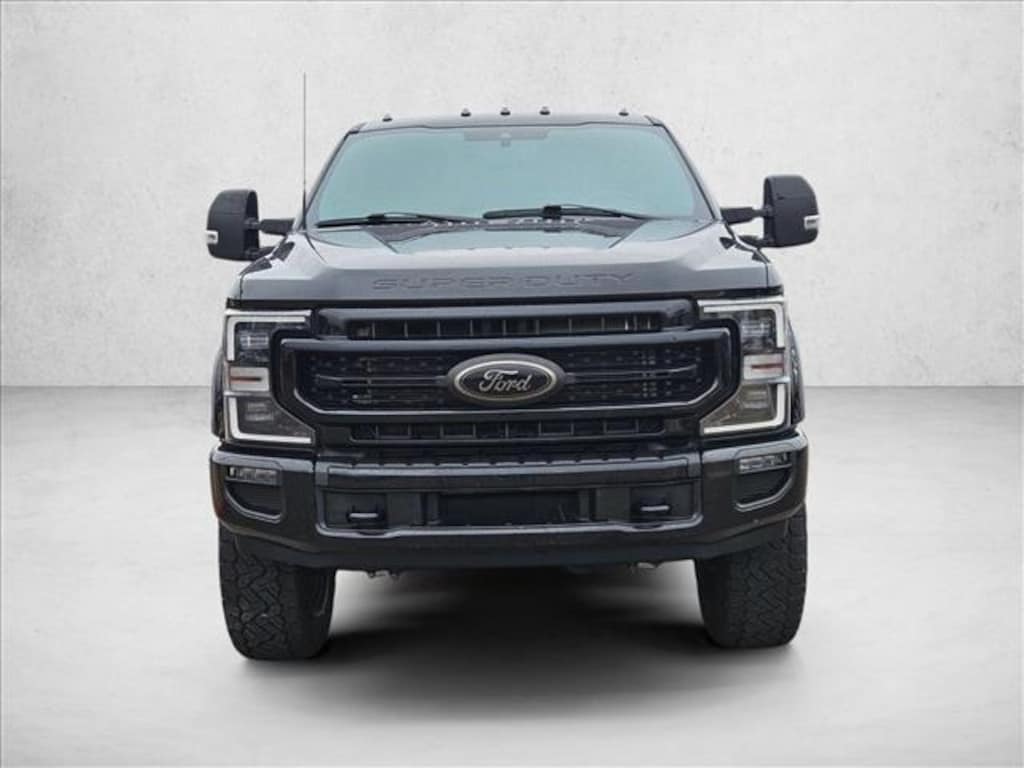 Used 2022 Ford F-250 LARIAT Truck Crew Cab