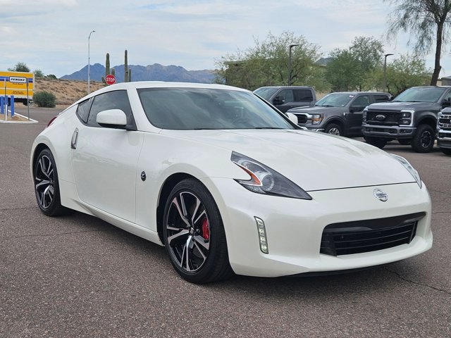 2019 Nissan 370Z Sport Touring photo 3