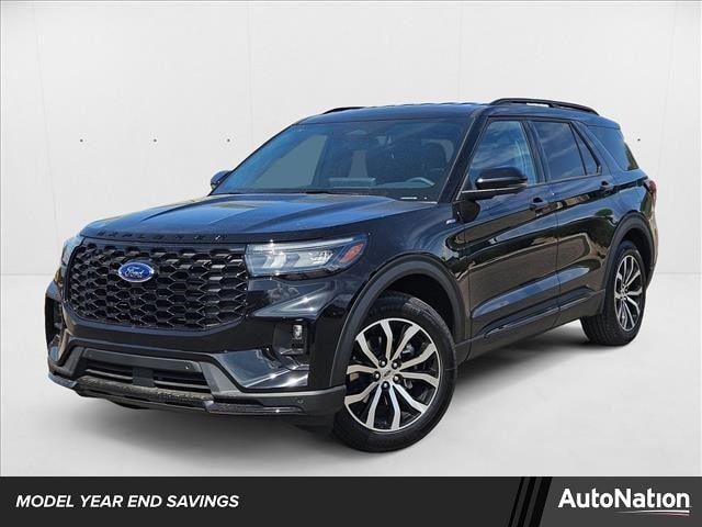 2025 Ford Explorer ST-LINE's photo