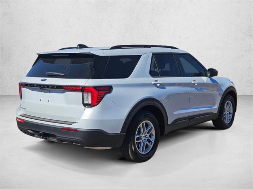 New 2026 Ford Explorer Active w/200A Pkg SUV