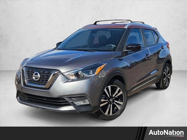 2019 Nissan Kicks SR