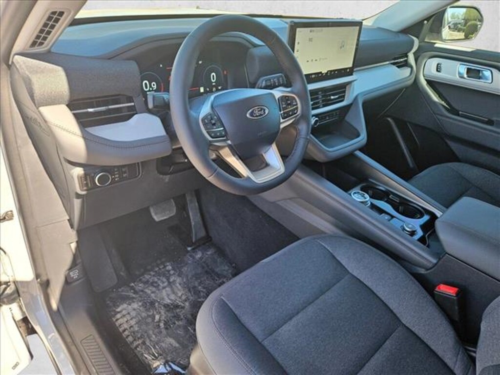 New 2026 Ford Explorer Active w/200A Pkg SUV