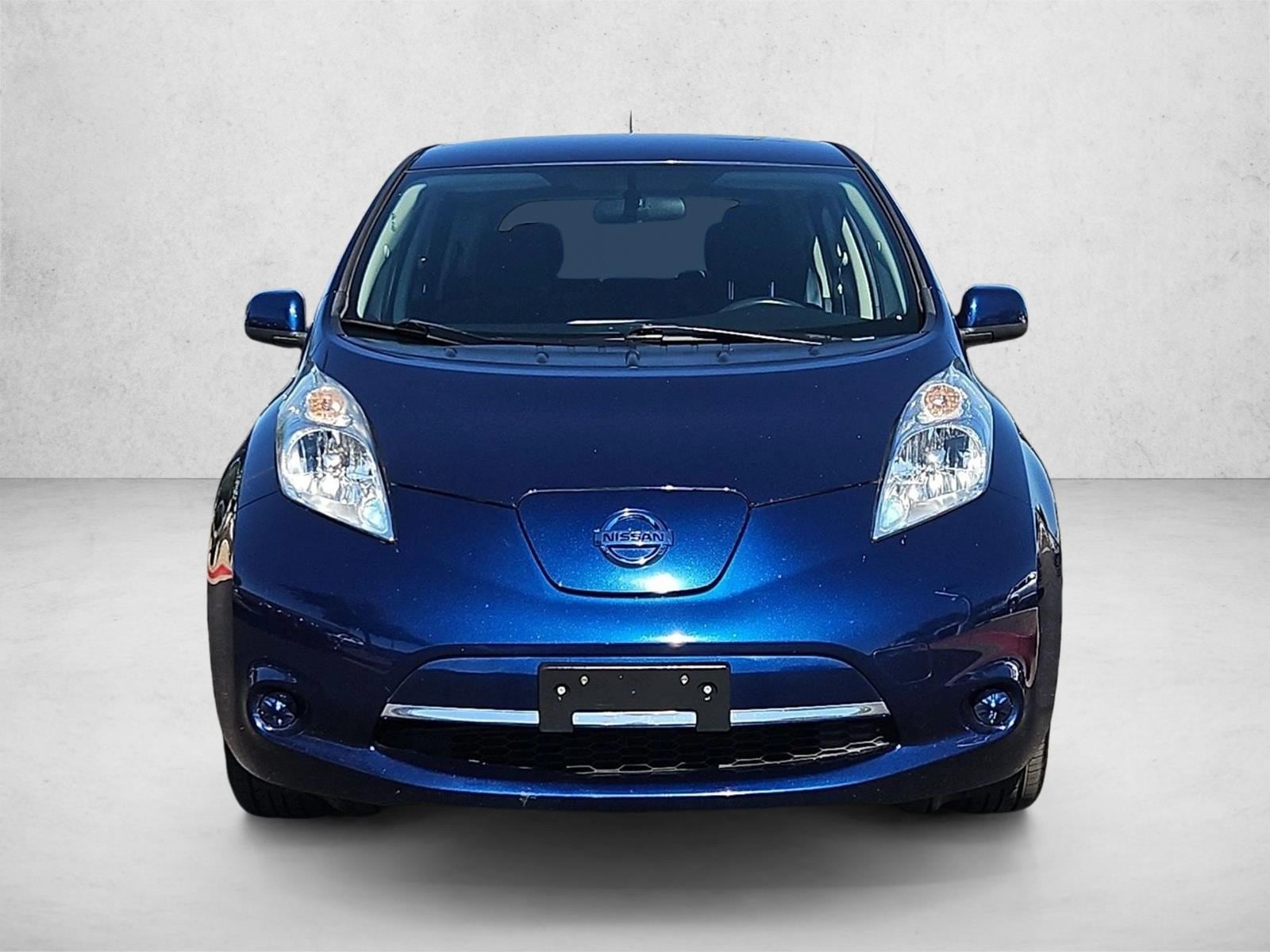 Certified 2017 Nissan LEAF SV with VIN 1N4BZ0CP2HC305510 for sale in Scottsdale, AZ