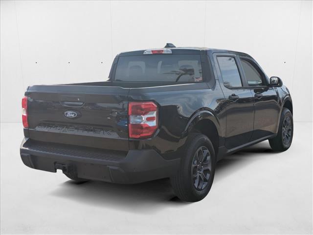 2025 Ford Maverick XLT photo 2