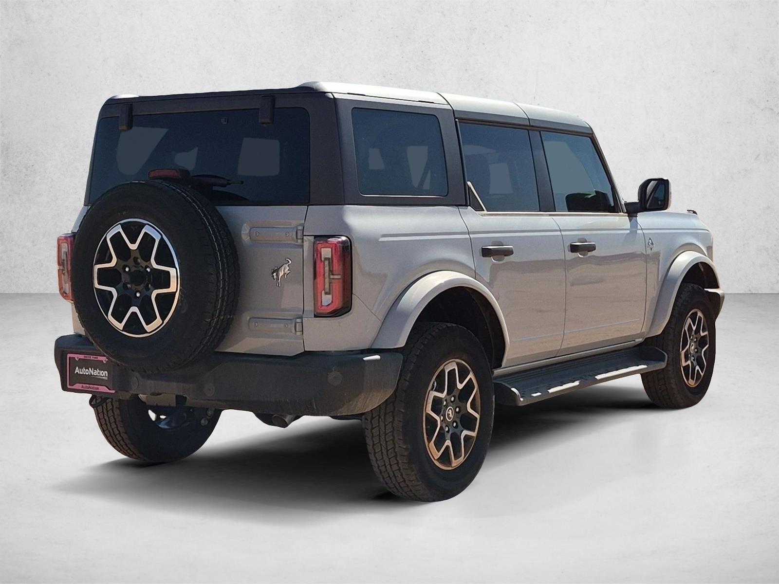 New 2026 Ford Bronco Outer Banks SUV