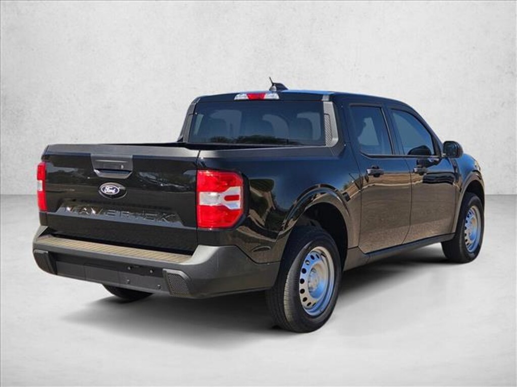 New 2026 Ford Maverick XL Truck SuperCrew