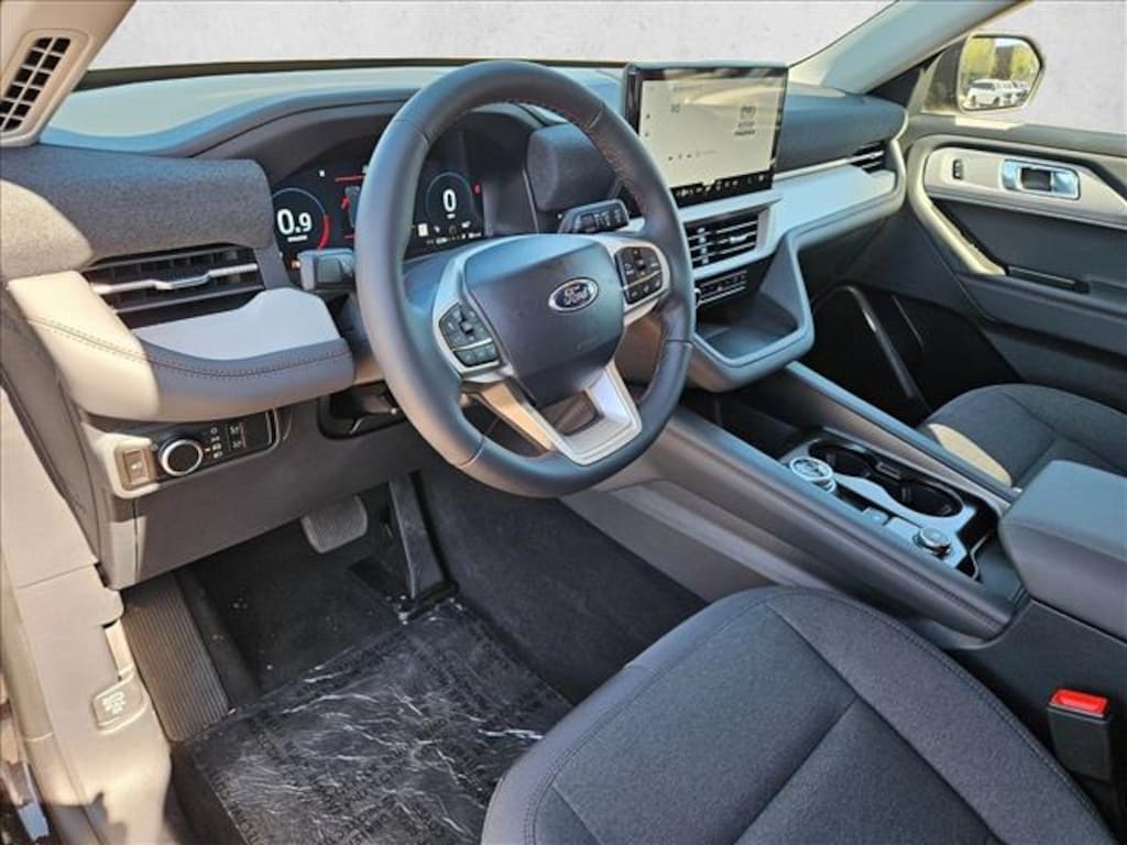 New 2026 Ford Explorer Active w/200A Pkg SUV