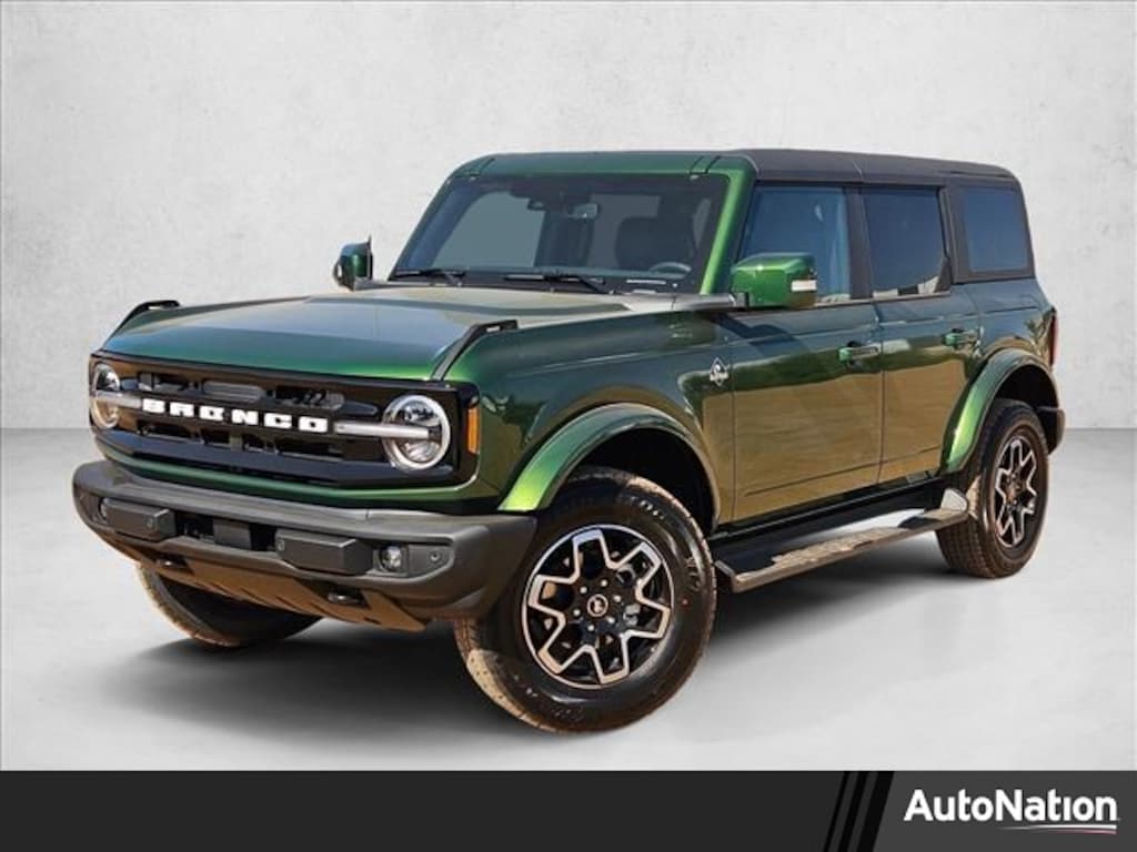 New 2025 Ford Bronco Outer Banks SUV